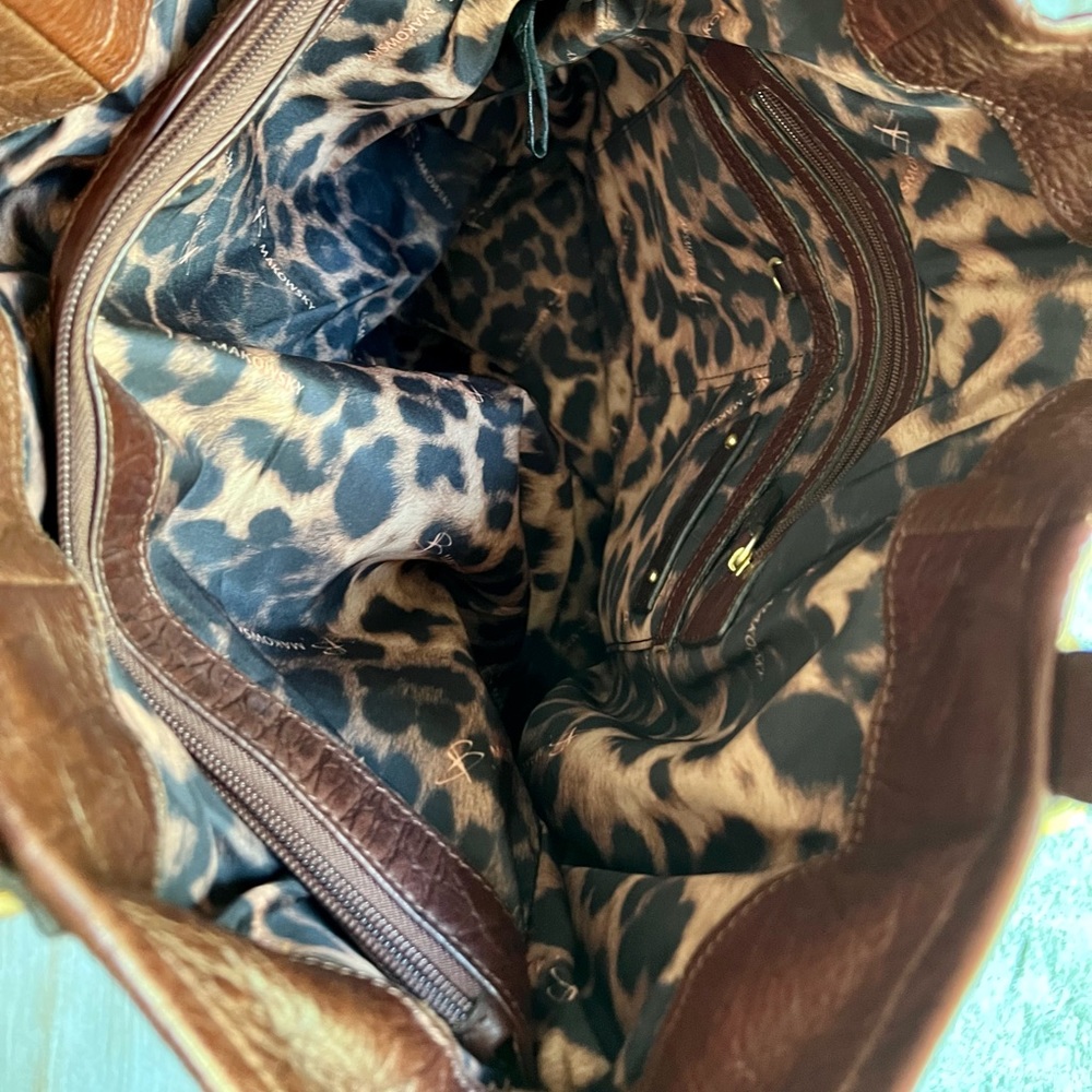 B Makowsky Leather Handle Bag - Picture 4 of 15